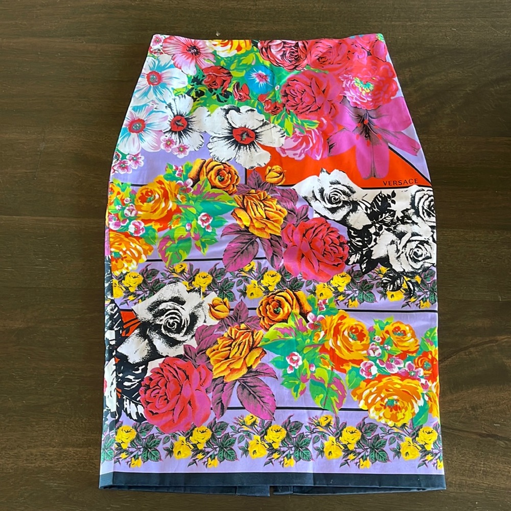 Versace Vintage 90s Pattern Skirt XS/38